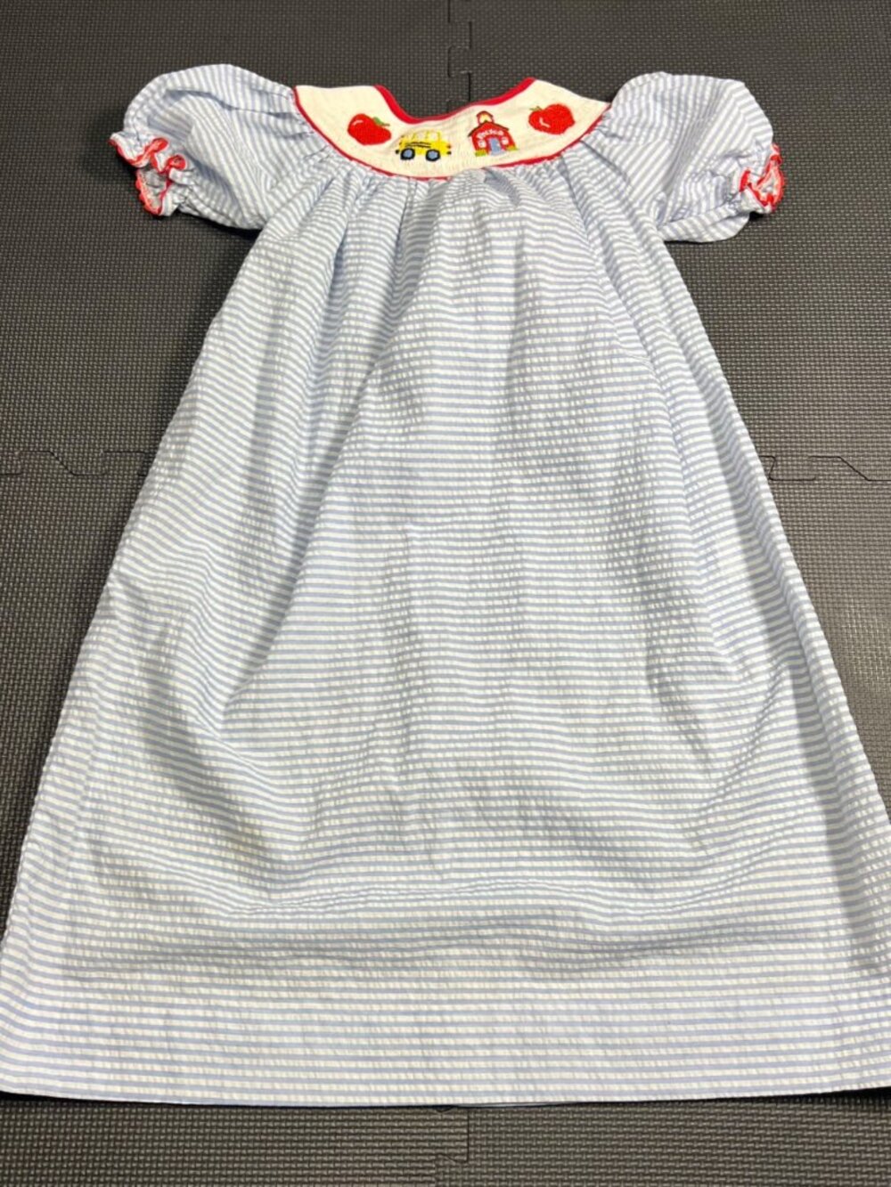 Babeeeni Girls Blue & White Striped Smocked Dress W/ School Motif Size 6 Red Pip